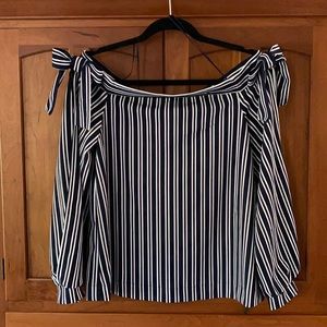 NWOT Banana Republic top